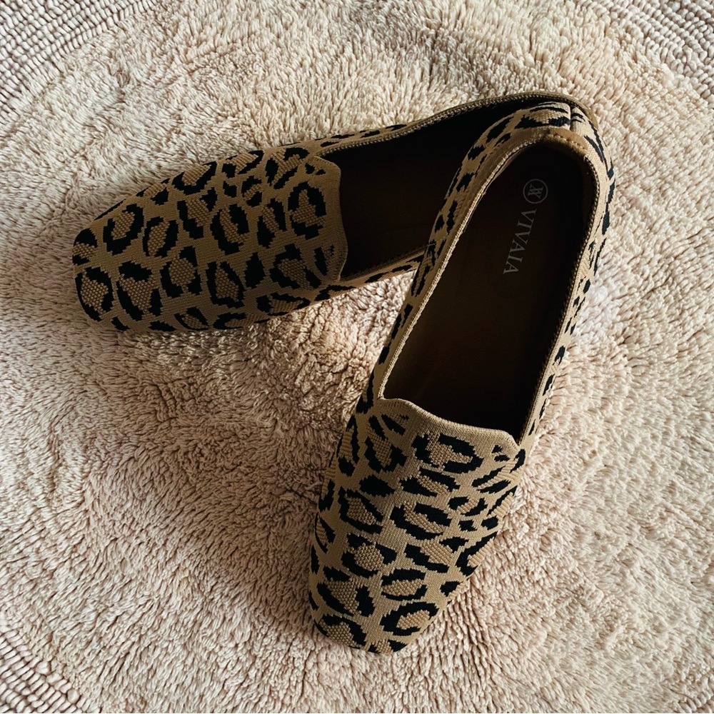 Vivaia Leopard Print Women's Slip-On Loafers in Beige and Black size 10/11